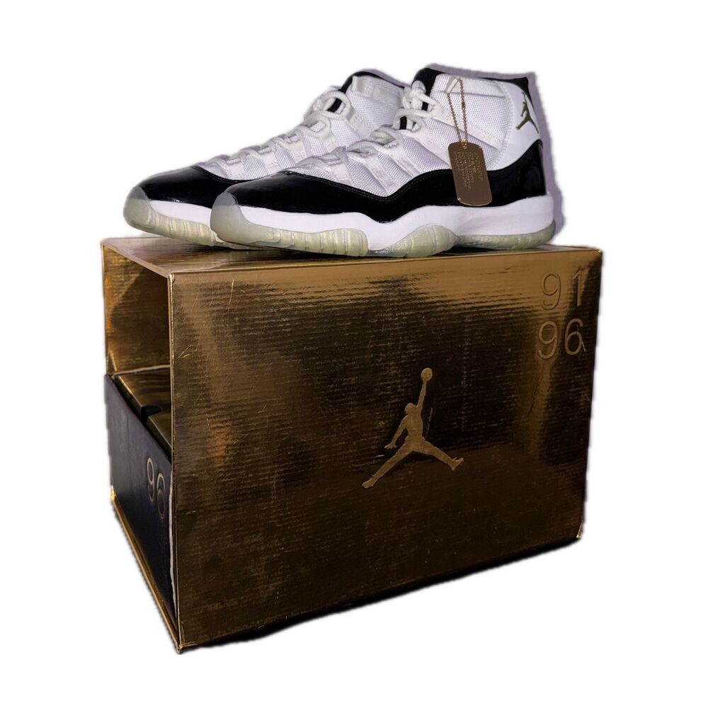 US 9 - Air Jordan 11 Retro Concord Defining Moments Pack DMP - BRAND NEW 2006